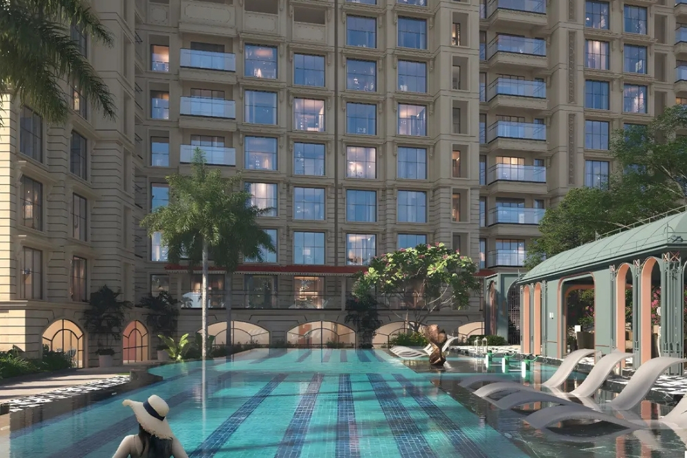 full pool image